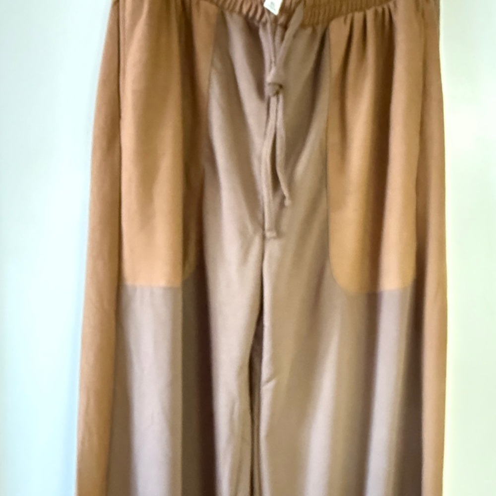 Zenana Outfitters Colorblock Wide-Leg Pants